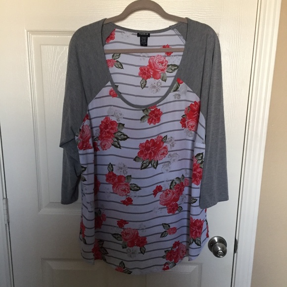 torrid Tops - Torrid Raglan Tee